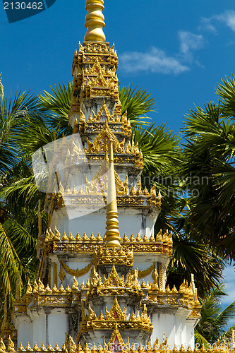 Image of budhist temple in Phuket 