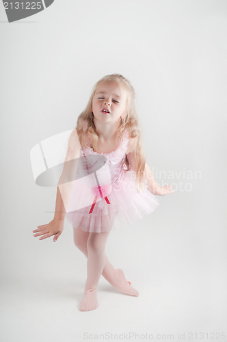 Image of Ballet dancer dancing