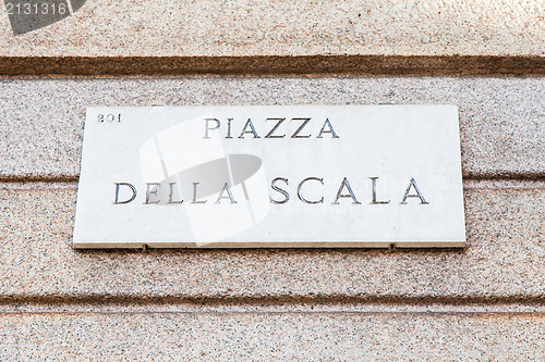 Image of La Scala street sign