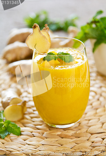 Image of Mango with ginger smoothiie