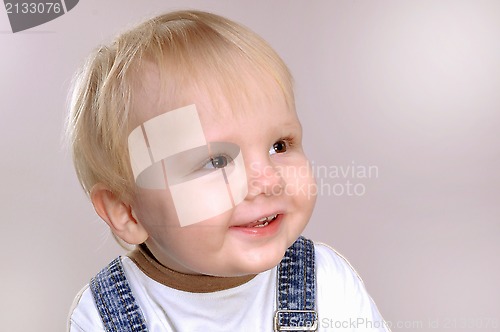 Image of toddler boy smiling