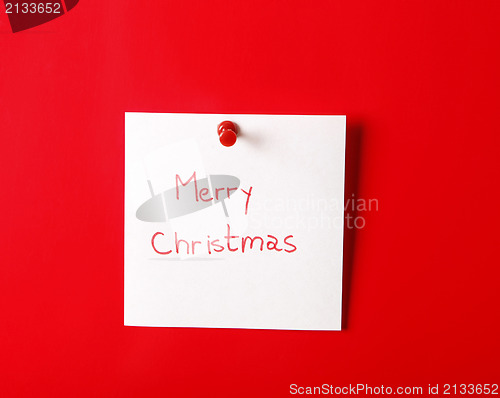 Image of Merry christmas on a sticky note 