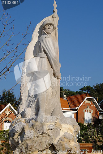 Image of War memorial.