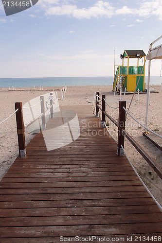 Image of wooden walkway 