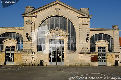 Image of French market hall.