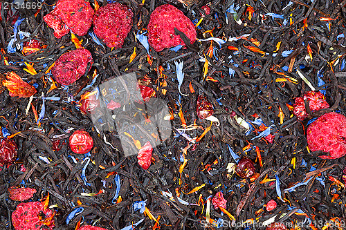 Image of black tea with raspberry