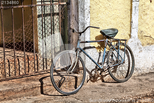 Image of Old bicycle