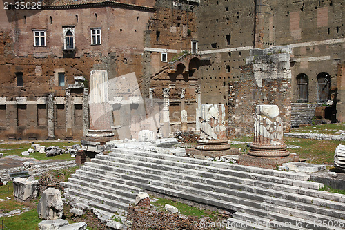 Image of Rome ruins