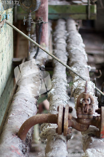 Image of the abandon factory on production of cement