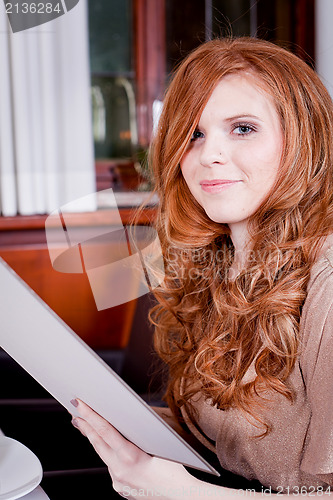 Image of man and woman in restaurant for dinner