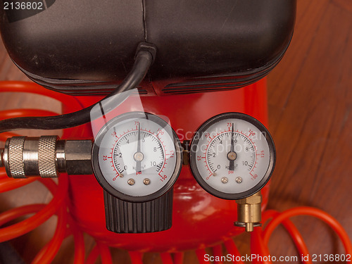 Image of Air compressor manometer