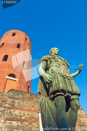 Image of Roman statue of Augustus