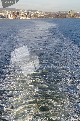 Image of Ship leaving Oslo