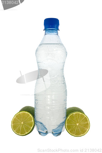 Image of mineral water and a green lemons