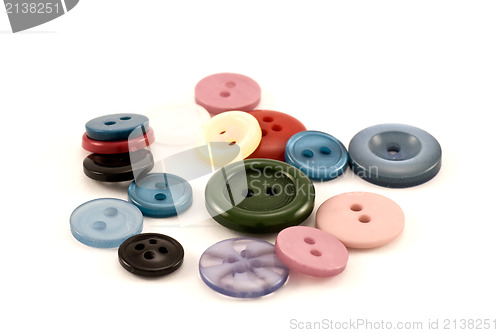 Image of clothes buttons 