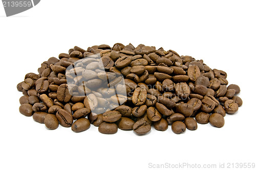 Image of pile of roasted coffee beans