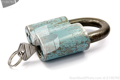 Image of blue padlock with key