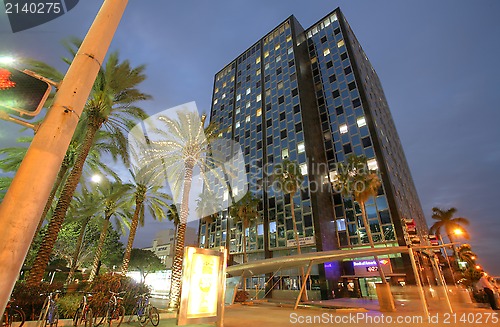 Image of MIAMI - JAN 31: Famous Colony Art Deco street in Lincoln Road op