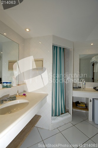 Image of resort luxury bathroom