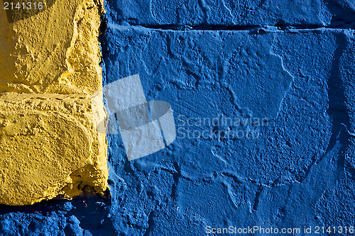 Image of colored wall yellow and blue in la boca