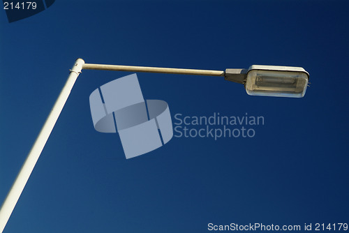 Image of street lamp