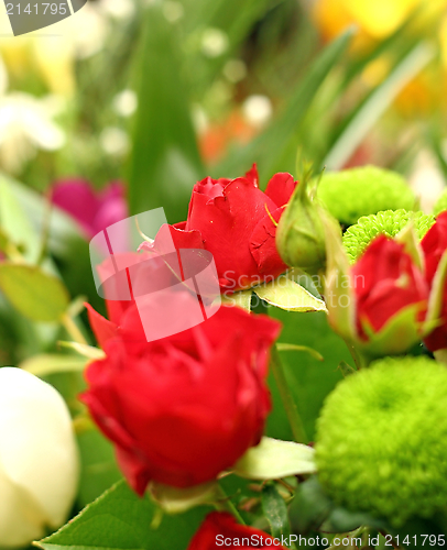 Image of red roses in a bouquet