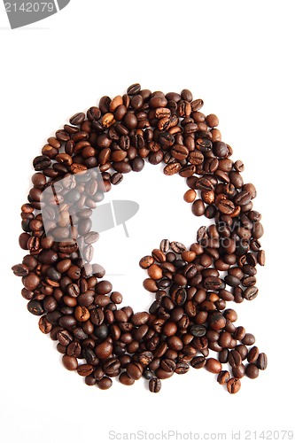 Image of Q - alphabet from coffee beans