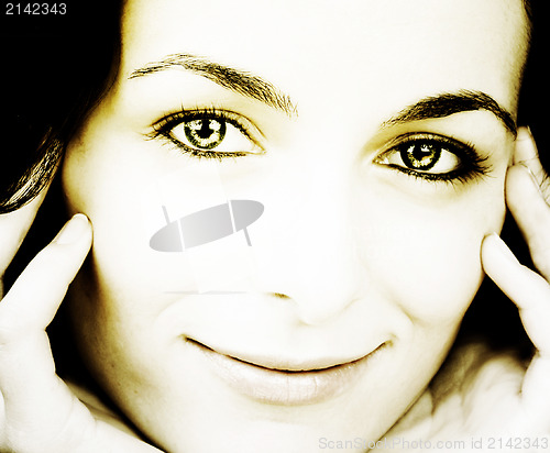 Image of Woman with green eyes