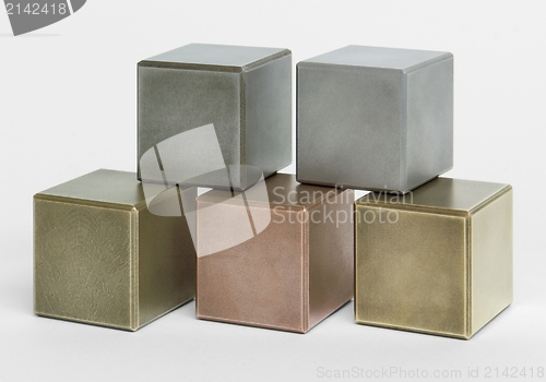 Image of metallic cubes