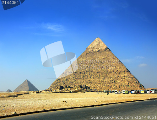Image of egypt pyramids in Giza Cairo