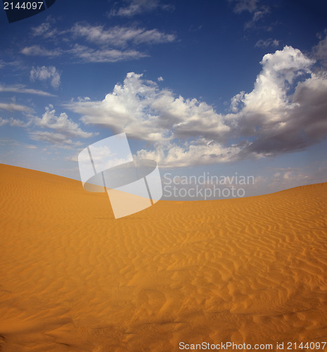 Image of landsape in desert