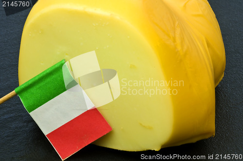 Image of Italian scarmoza cheese 