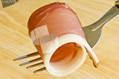 Image of smoked ham of the Black Forest