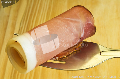 Image of smoked ham of the Black Forest