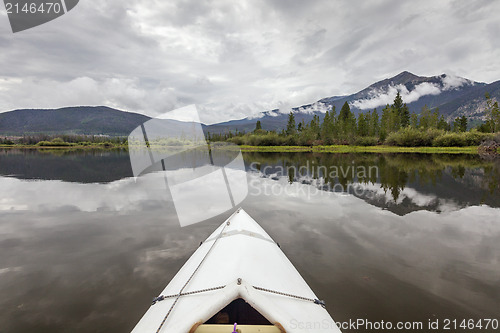 Image of kayak on Lake Dillon