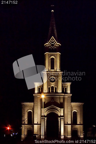 Image of yellow facade 