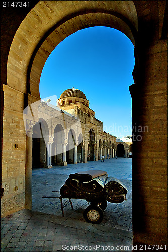 Image of carpet  car Great Mosque