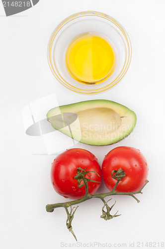 Image of Tomatoes, avocado and olive oil