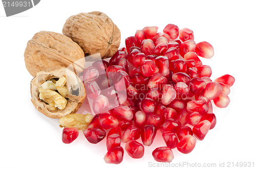 Image of Pomegranate seed pile and nuts