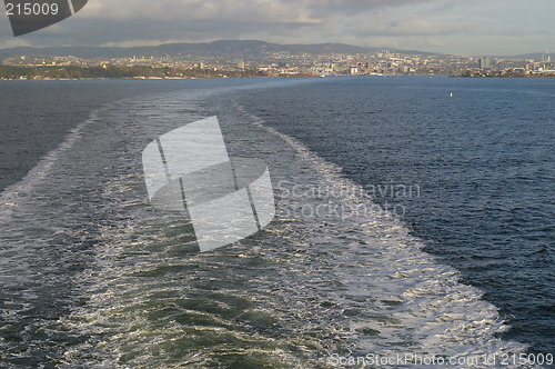 Image of Ship passing Oslo