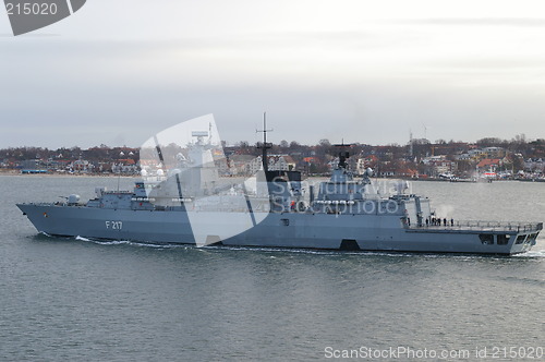 Image of German navy ship.