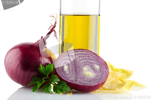 Image of Red onions and olive oil