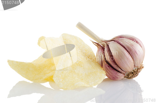 Image of Potato chips and garlic