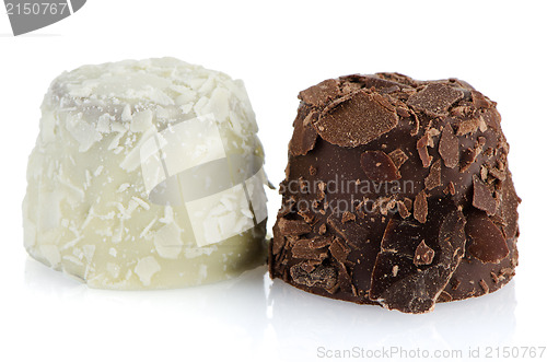 Image of White and brown chocolate candies