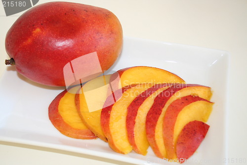 Image of Sliced and whole mango