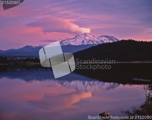 Image of Mt.Shasta