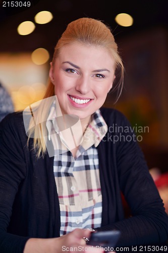 Image of business woman talk by phone