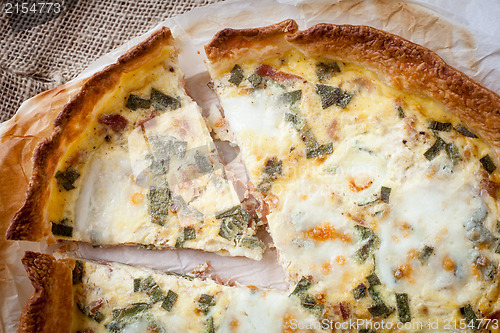 Image of Quiche with ham and sage