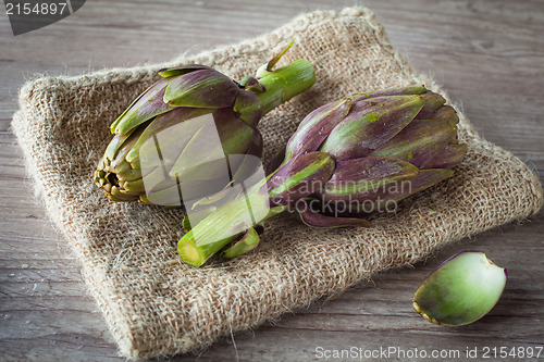 Image of artichokes