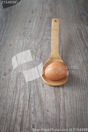 Image of Raw egg